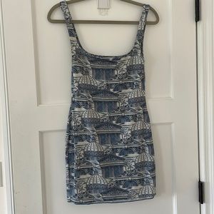 REFORMATION BLUE & WHITE pattern MINI DRESS (size: small)